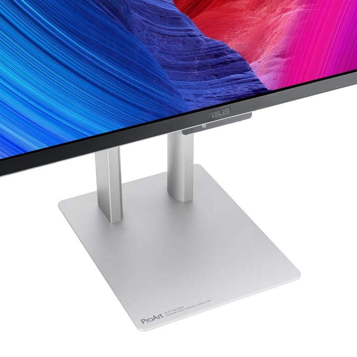 31.5 PROART OLED 4K UHD PA32UCDM