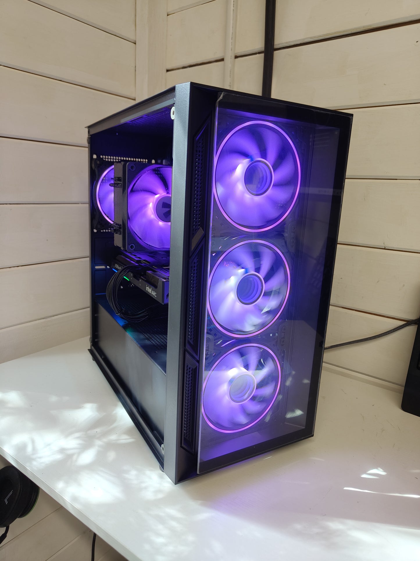 Lucid – Ryzen 5 7500 + ARC B580 | 32GB RAM | 1TB NVMe SSD | Gaming PC