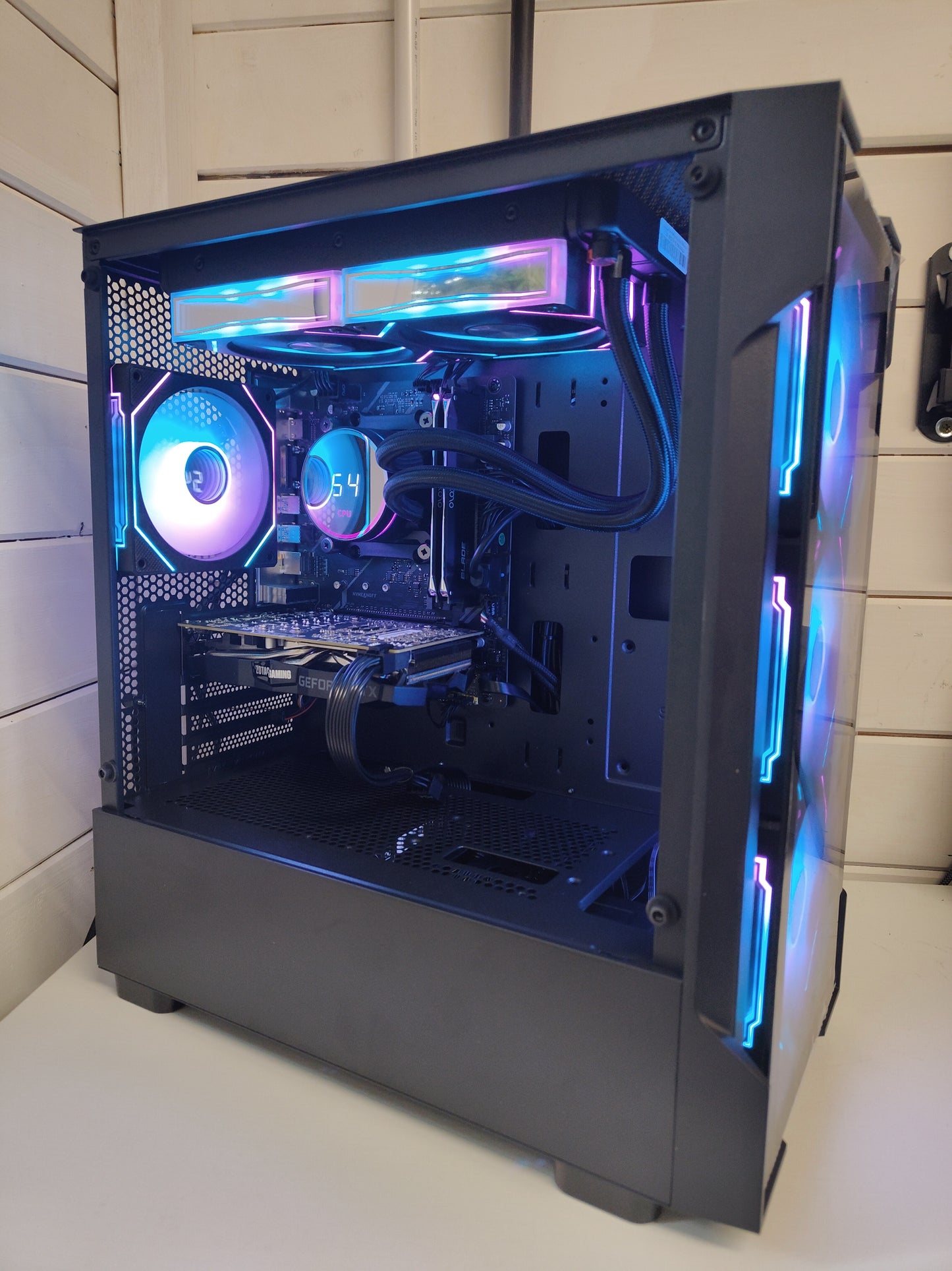Phoenix Bolt โ RTX 2060 | Ryzen 5 3600 | 16GB RAM | 960GB SSD