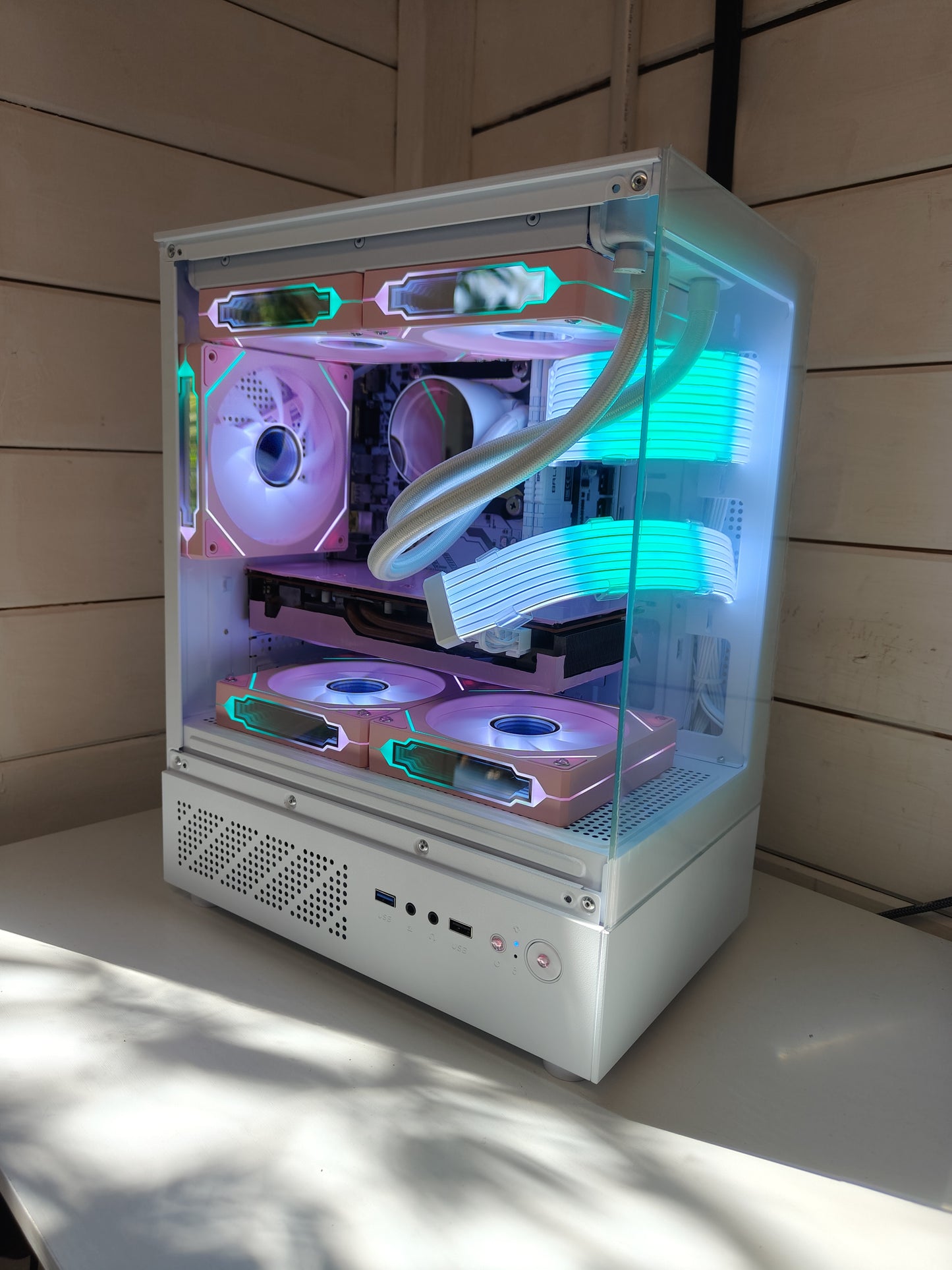 The Lady Parsnip – Limited Edition Compact White & Pink Gaming PC