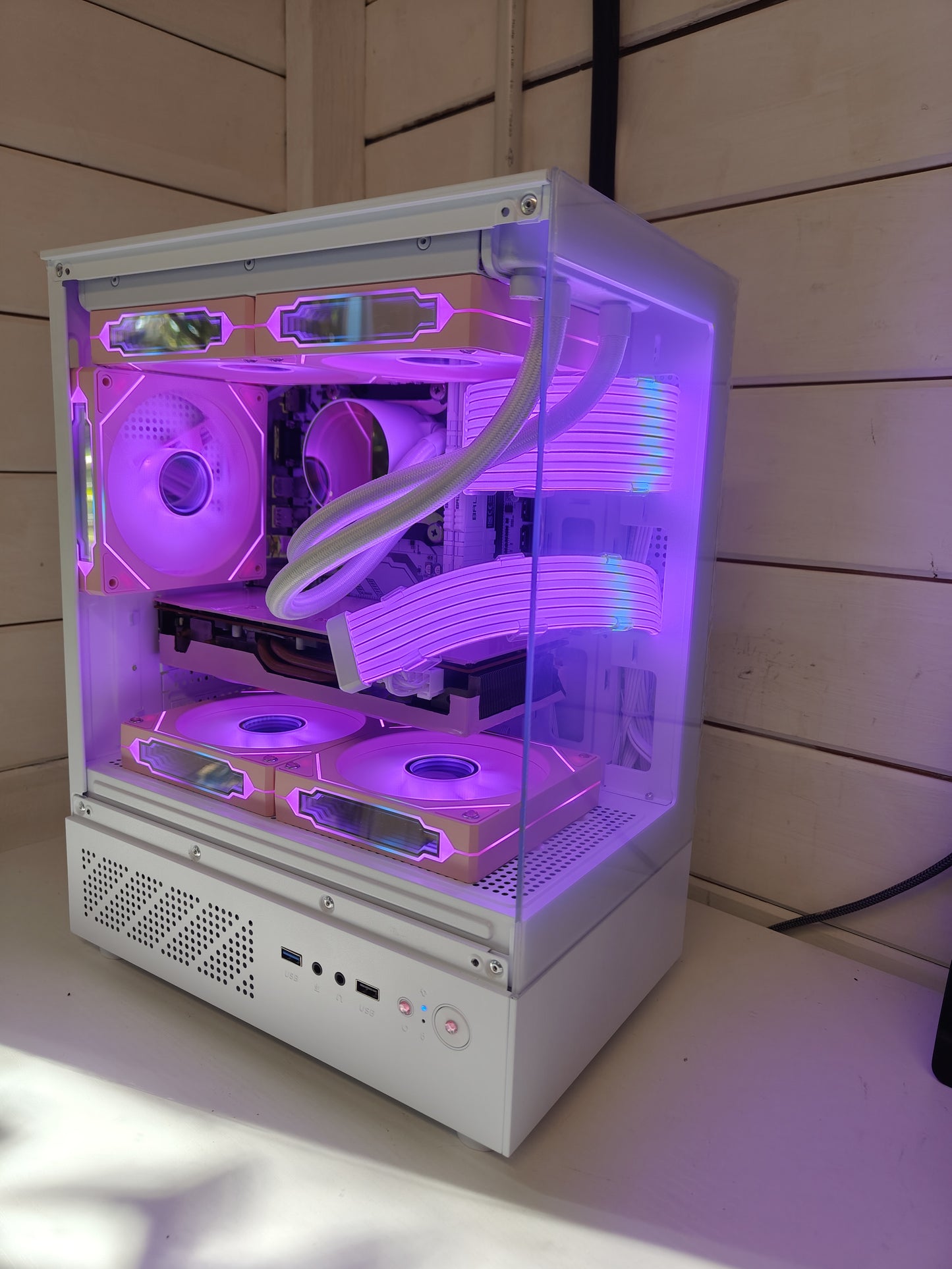 The Lady Parsnip – Limited Edition Compact White & Pink Gaming PC