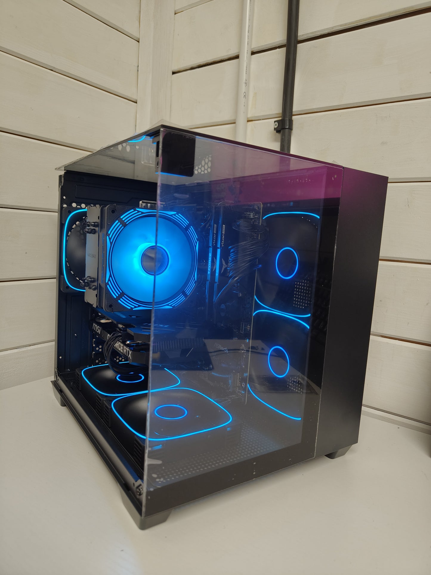 Stacie Build V2 โ Ryzen 5 7600X | RTX 4060 | 32GB DDR5 | 2TB NVMe