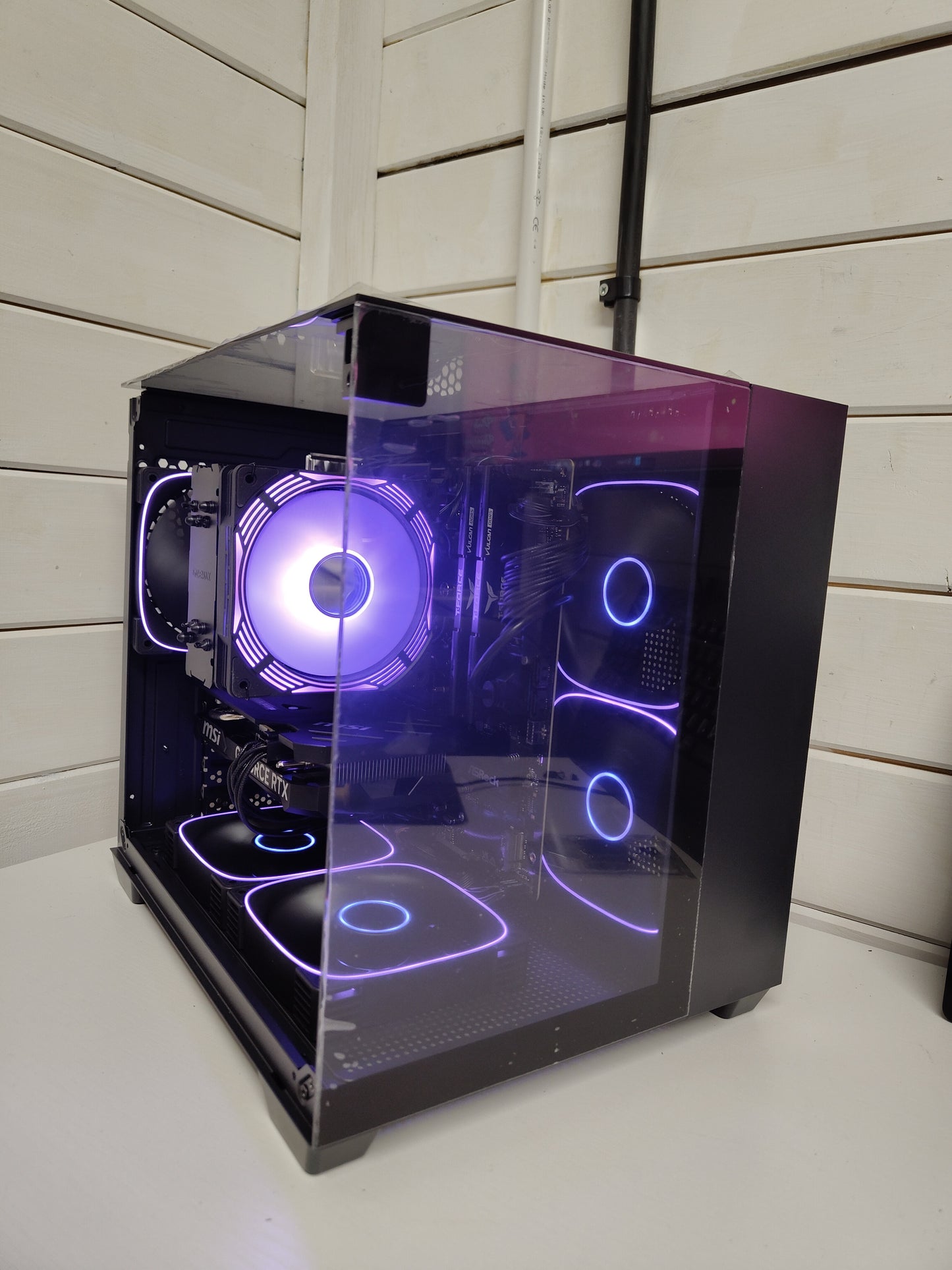 Stacie Build V2 โ Ryzen 5 7600X | RTX 4060 | 32GB DDR5 | 2TB NVMe