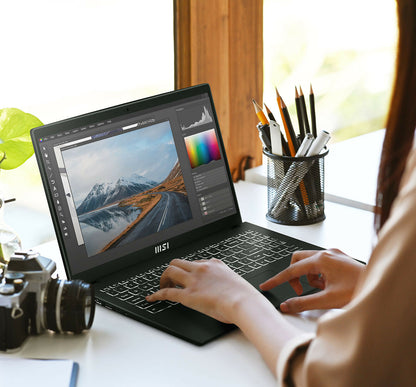MSI Modern 15 B7M Modern 15 B7M-086UK 39.6 cm (15.6) Notebook - Full HD - AMD Ryzen 7 7730U - 8 GB - 512 GB SSD