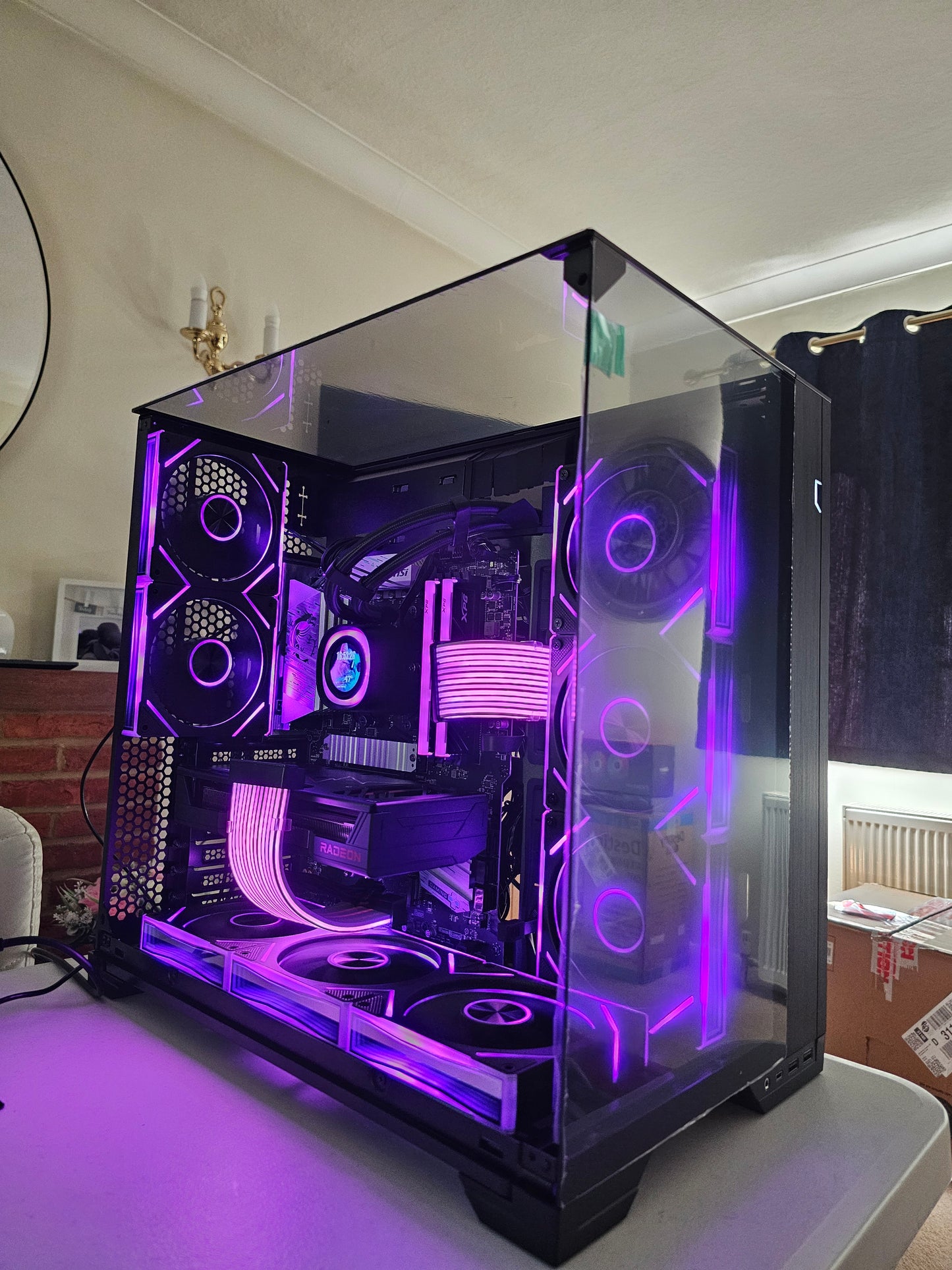 The Blackout | Ryzen 7 5700X | RX 9060 XT 16GB | 32GB RGB | Lian Li O11 Vision Gaming PC