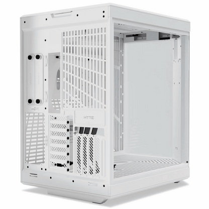 Hyte Touch – Ryzen 7 7800X + RX 9070 XT | 32GB RAM | 2TB NVMe SSD | Gaming PC