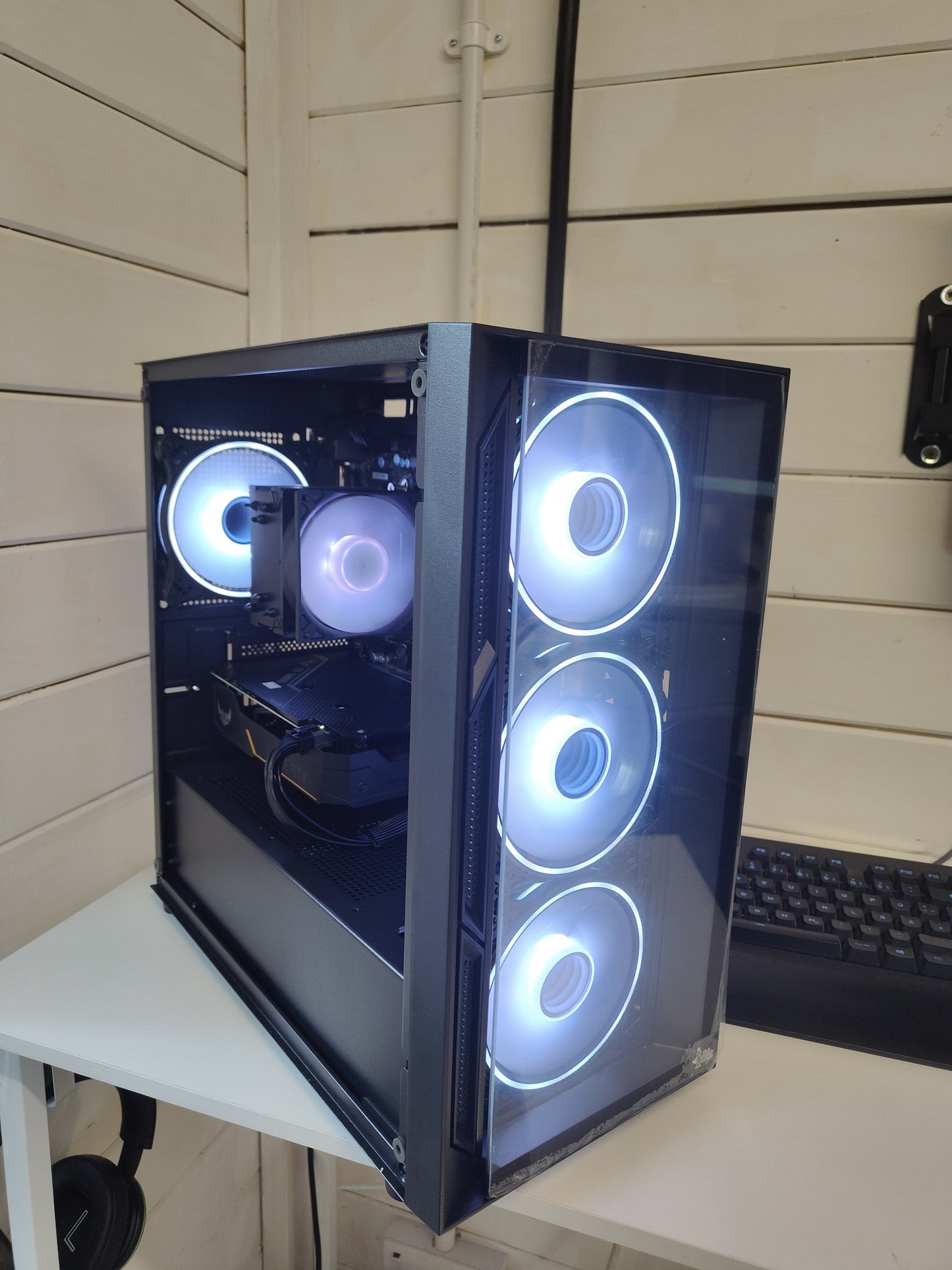 Lucid RGB Gaming PC – Ryzen 5 Pro 2400G | GTX 1660 Ti | 16GB | 1TB SSD | Win 11