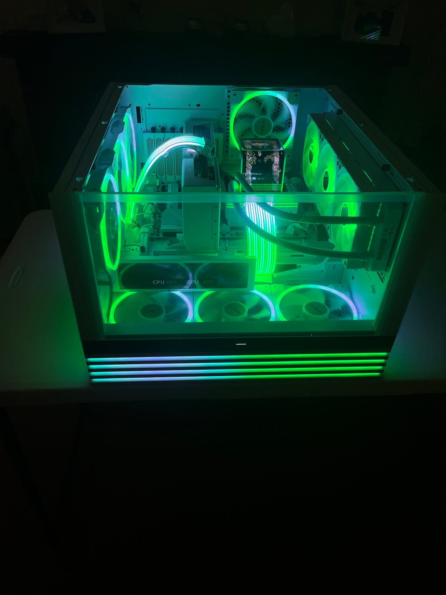 White Titan X3D – Ultimate 1440p Gaming Powerhouse | White Build | DDR5