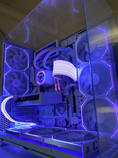 The Molly AM5 – Ryzen 5 | RTX 5060 | 32GB DDR5 | LCD Showcase Gaming PC | Fortnite & GTA | Streaming Ready