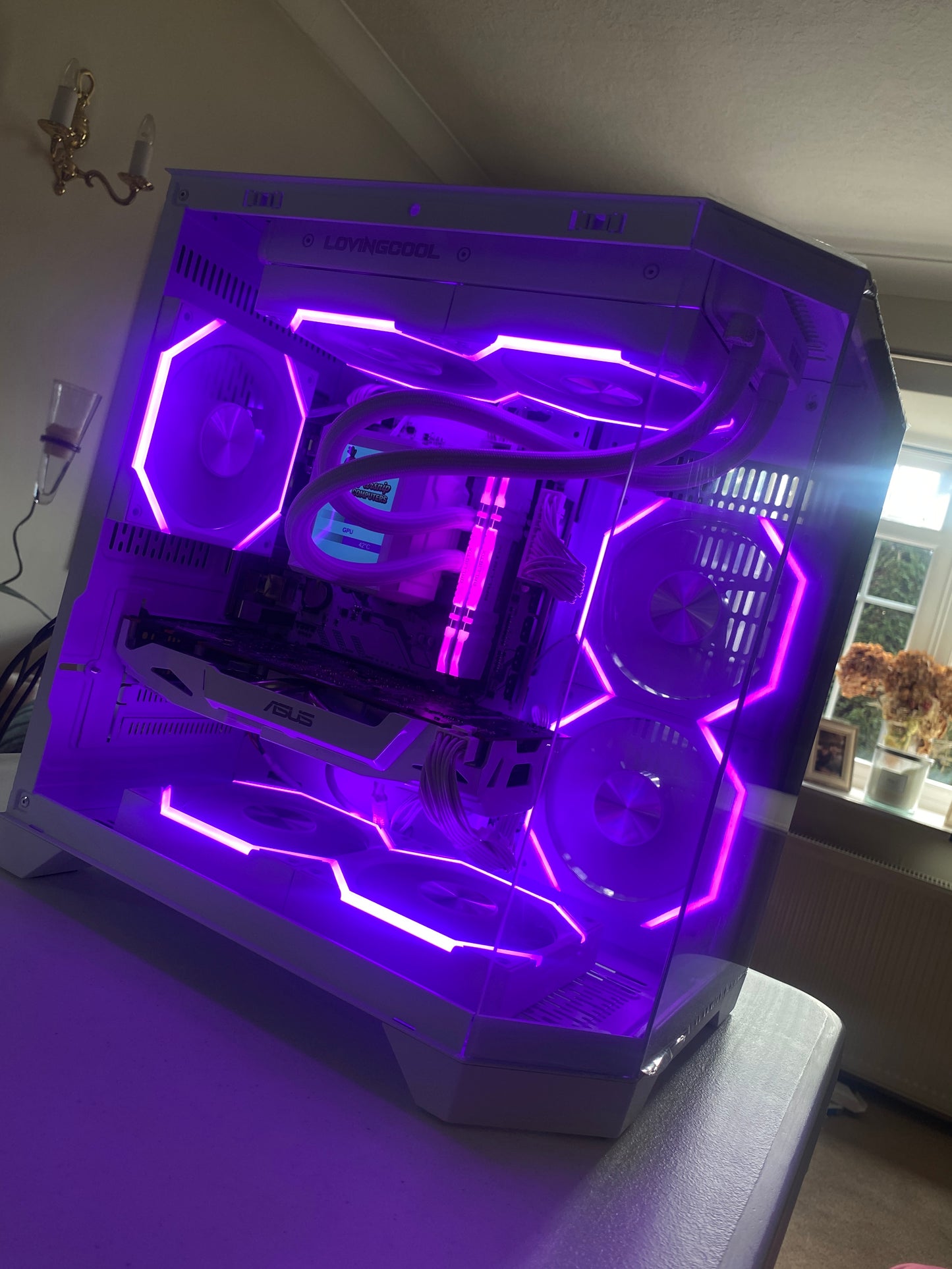 The Polar ❄️ | GTX 1070 8GB Gaming PC | Ryzen Platform | 16GB RAM | 1TB NVMe | RGB | AIO Screen | DDR4