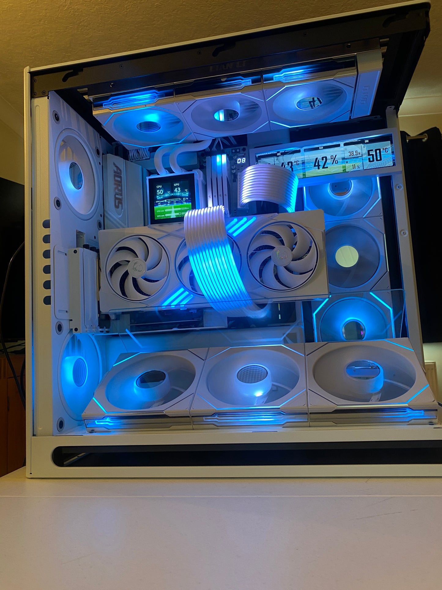 The Summer Final Boss Gaming PC | Ryzen 7 9800X3D | RTX 5070 / 5070 Ti / 5080 | 32GB DDR5 | 2TB Gen5 NVMe | HAVN HS420 White Showcase Build
