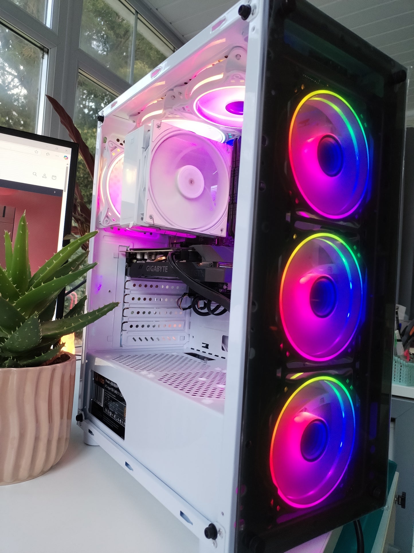 Mirage Gaming PC Ryzen 5 2600 6 Core - GTX 1660S - 16GB DDR4 - 512GB SSD